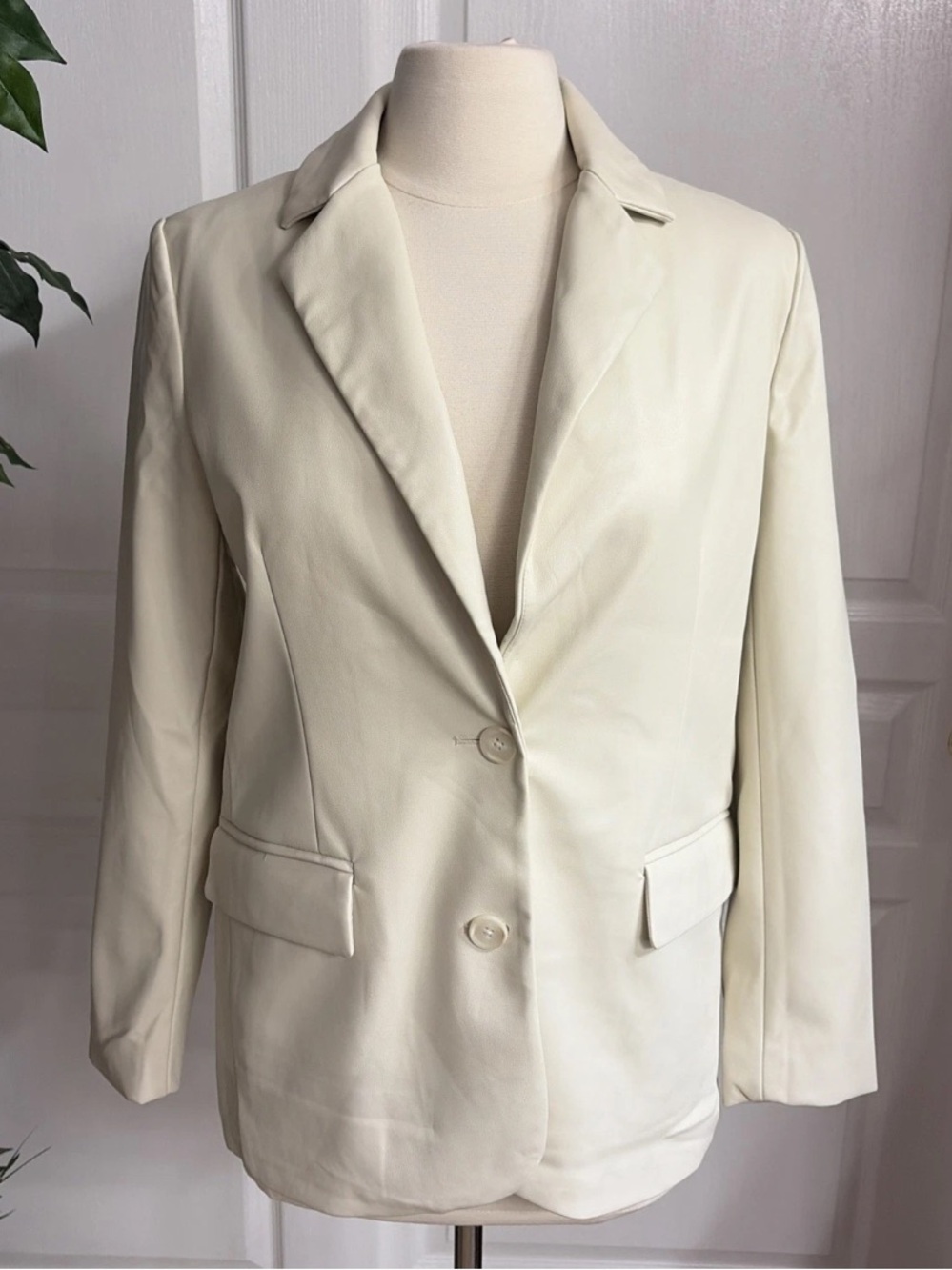 Steve Madden Faux Leather Dual-Button Blazer ~ Ivory